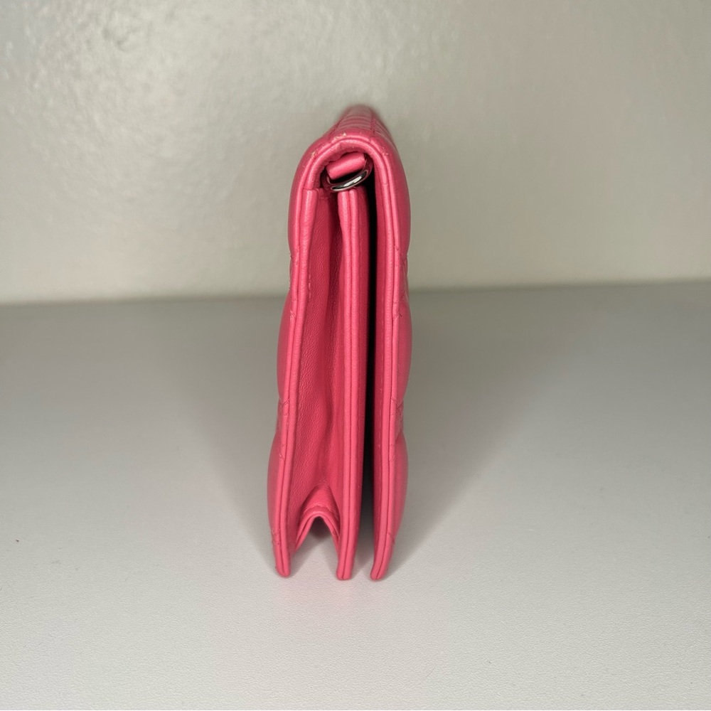 Dior Lambskin Cannage Lady Dior Fuchsia Clutch with Chain - Picture 6 of 12